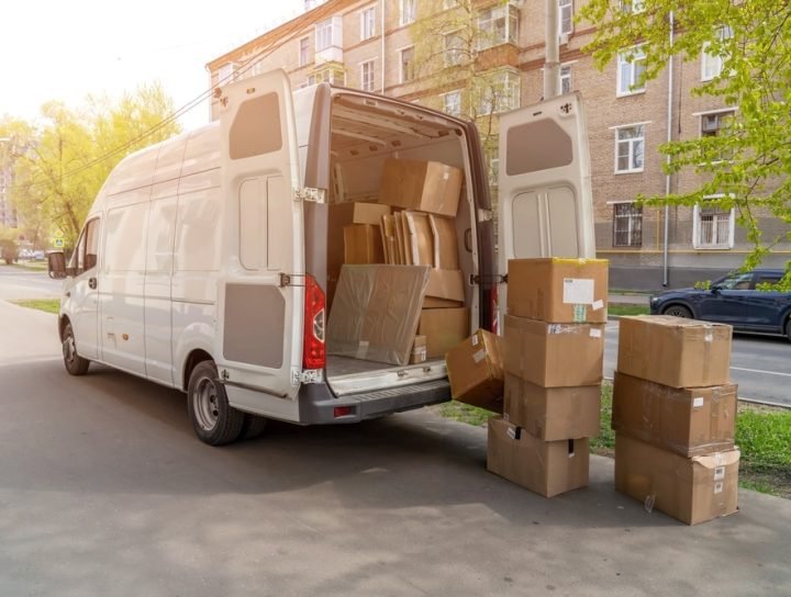 Goedkoop verhuisbus huren